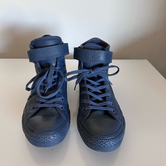 All Star Converse size 8.5 - Picture 1 of 5